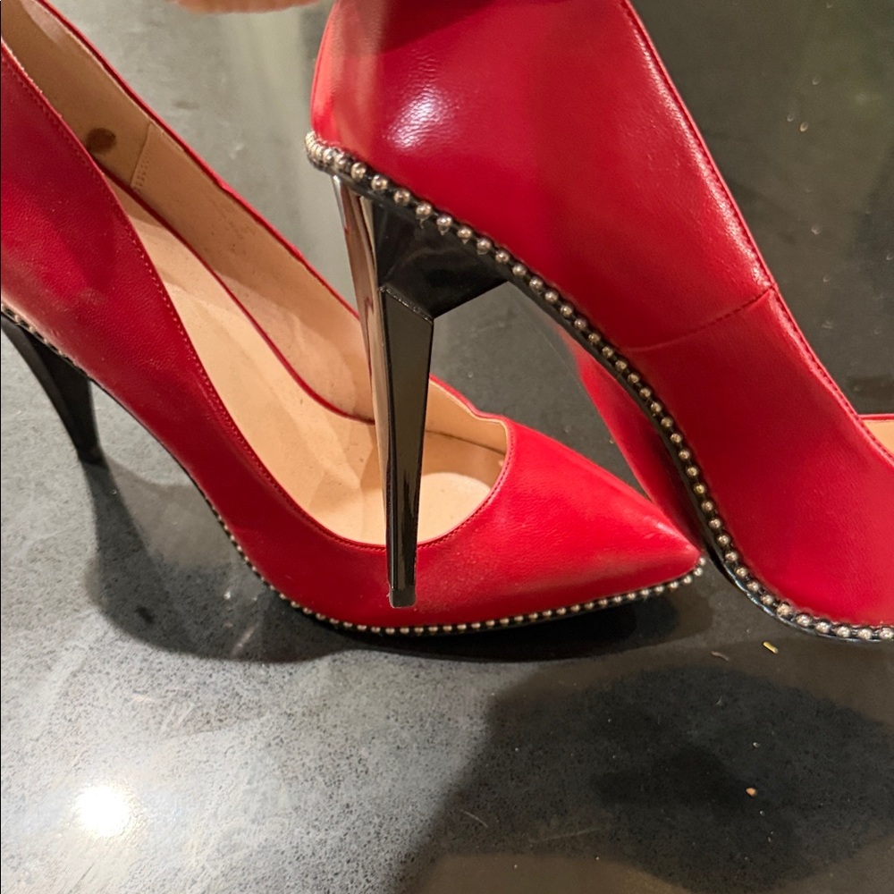 Baldinini Scarlet Pointed Heels - Picture 5 of 6